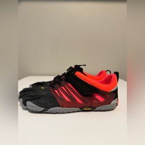 Vibram FiveFingers V-Train 17W6604 Sneakers Shoes Men’s US 8.5-9 EU 41